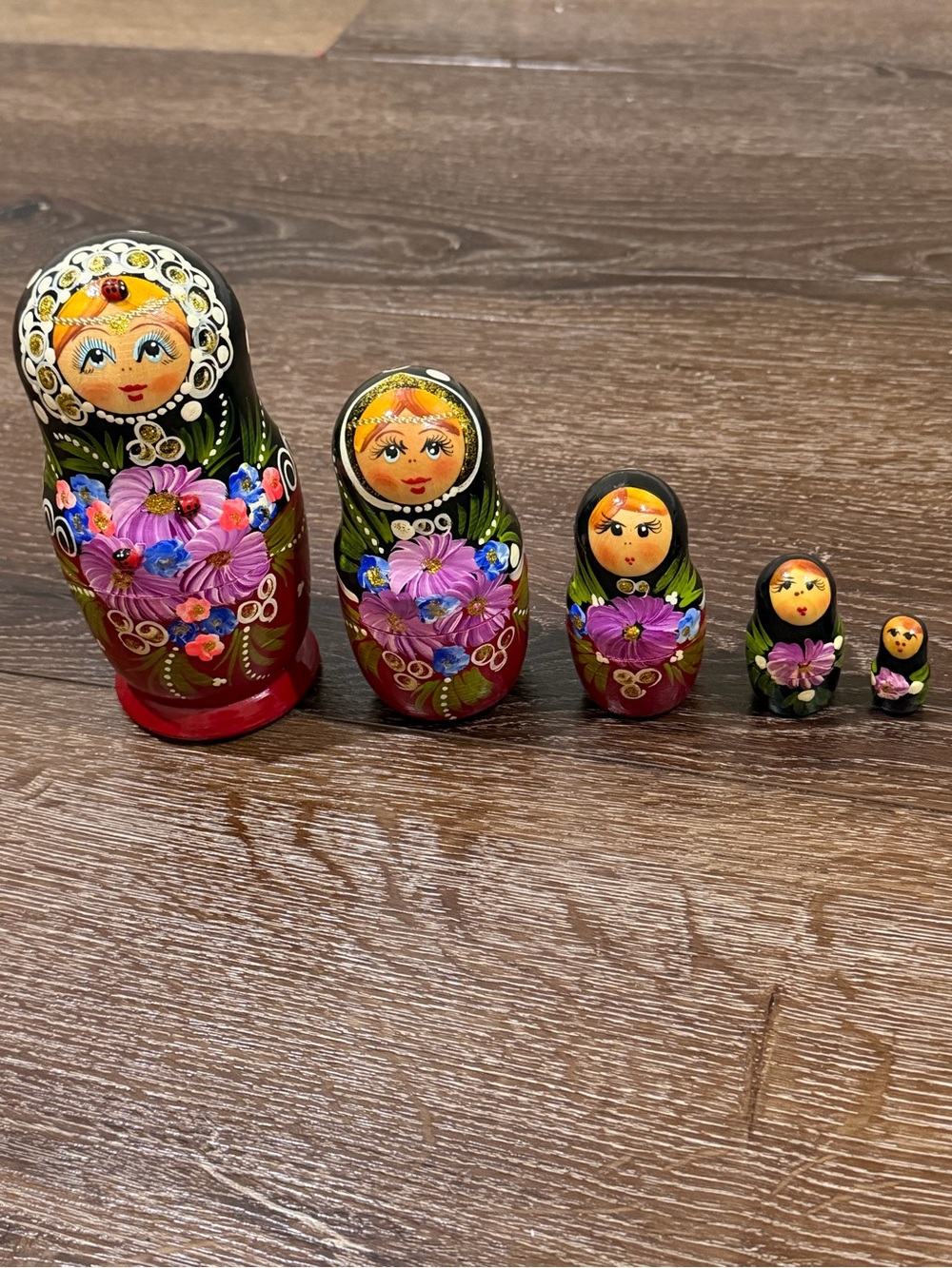 Matryoshka Hand-Painted multi color Russian Nesting Dolls 5 total - Picture 2 of 12